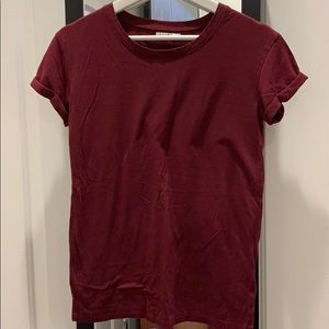 maroon t-shirt